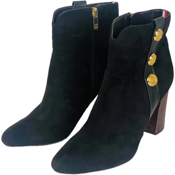 Tommy Hilfiger Black Faux Suede Gold Buttons Ankle Boots Size 9.5. - Picture 1 of 9